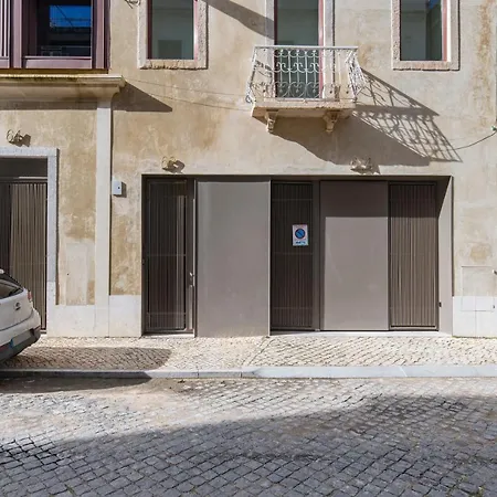 Appartement Deluxe 2bdr W/ Patio By Lovelystay *