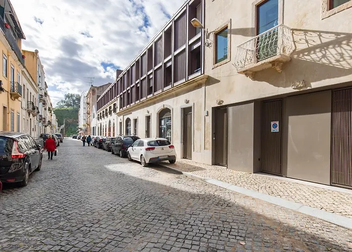 公寓 Deluxe 2bdr W/ Patio By Lovelystay Lisboa