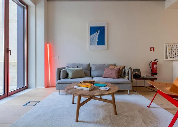 Deluxe 2bdr W/ Patio By Lovelystay * Lisboa