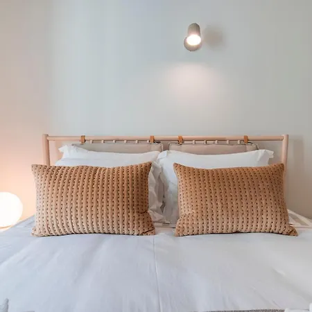Διαμέρισμα Deluxe 2bdr W/ Patio By Lovelystay