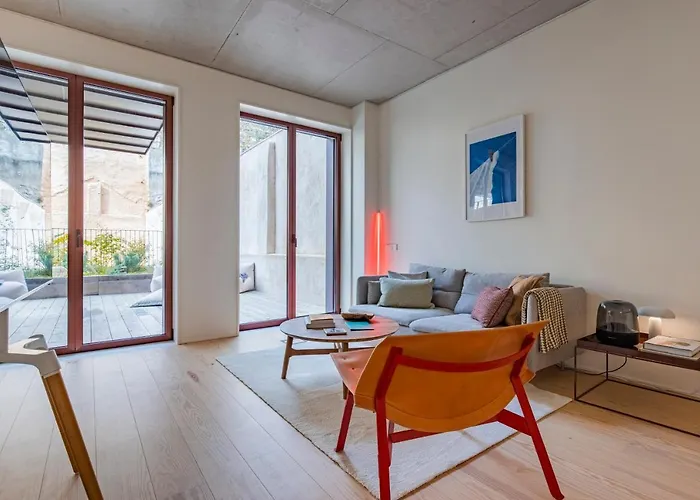 Deluxe 2bdr W/ Patio By Lovelystay Apartamento