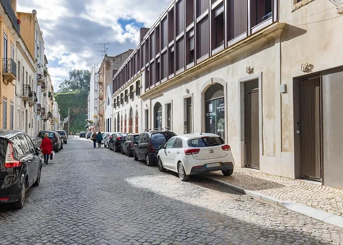 Deluxe 2bdr W/ Patio By Lovelystay * Lisboa